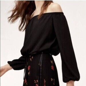 Wilfred Aritzia Black Long Sleeves Crop Top Size Small